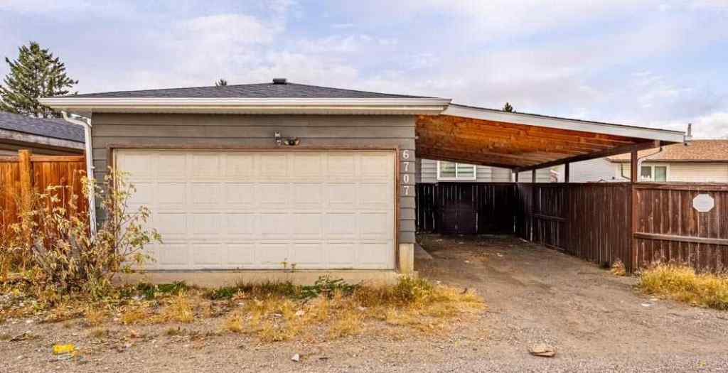 MLS® A2267623 - 6707 23 Avenue NE in Pineridge Calgary, Residential