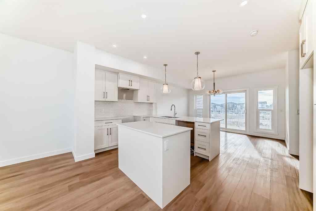 MLS® A2267627 - Unit #52 145 Chelsea Mews  in Chelsea_CH Chestermere, Residential