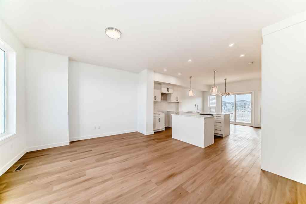 MLS® A2267627 - Unit #52 145 Chelsea Mews  in Chelsea_CH Chestermere, Residential