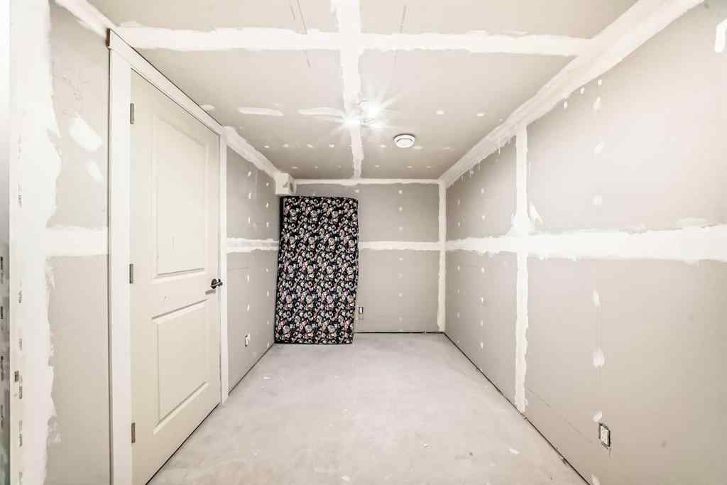 MLS® A2267629 - 26 Lavender Drive SE in Rangeview Calgary, Residential