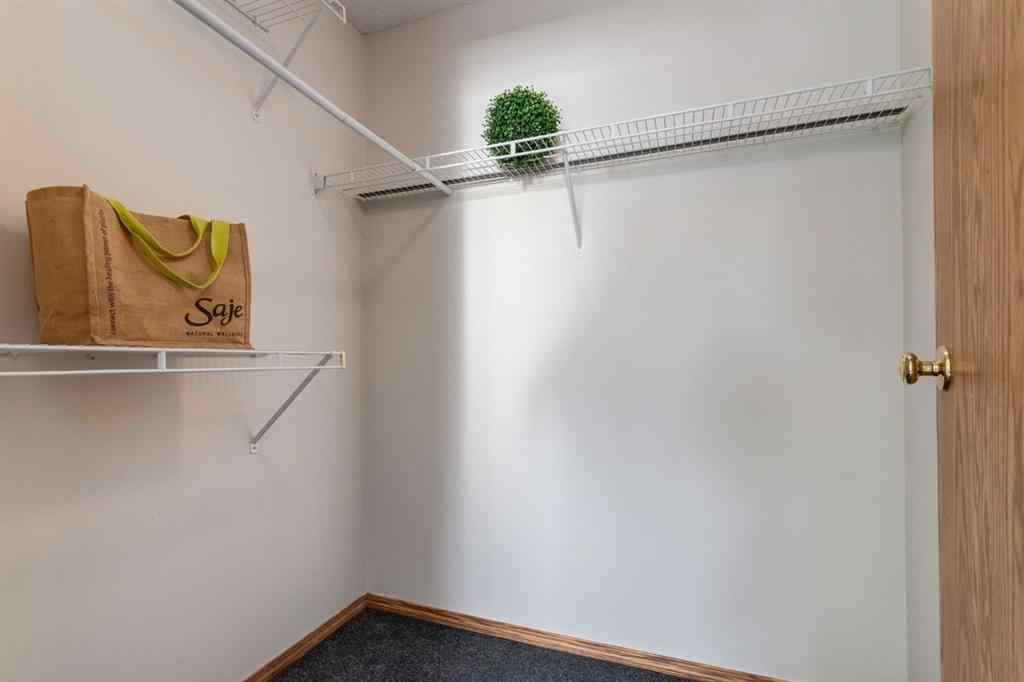 MLS® A2267630 - 12 Millrise Green SW in Millrise Calgary, Residential