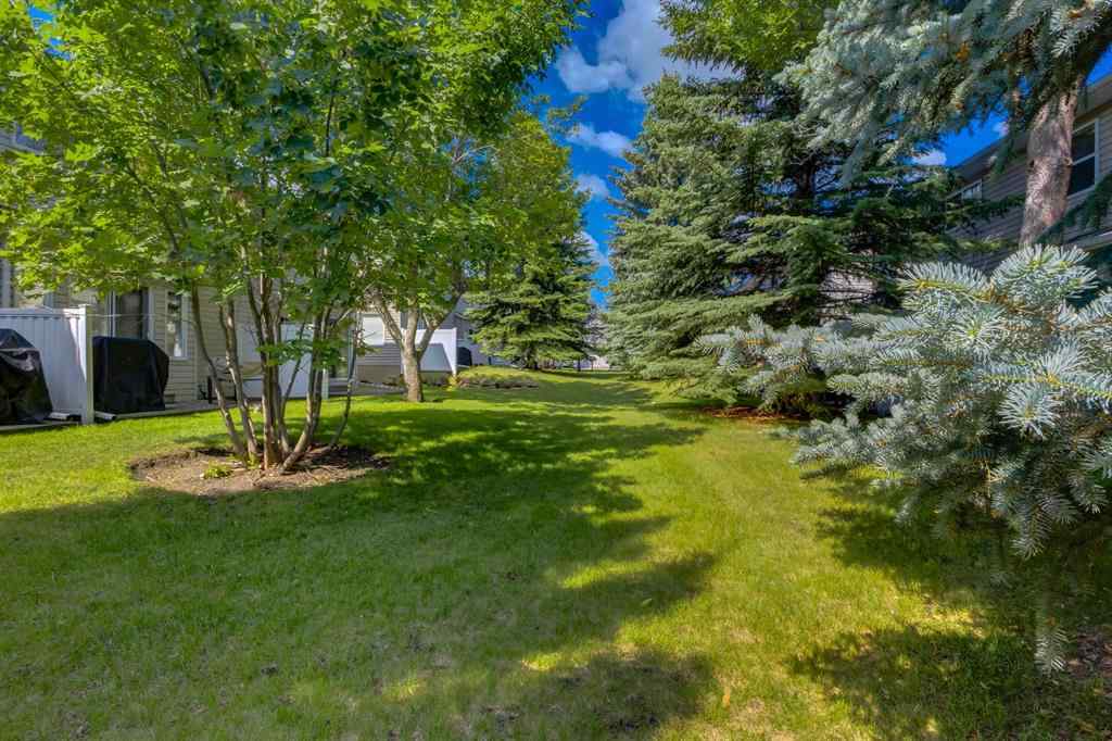 MLS® A2267630 - 12 Millrise Green SW in Millrise Calgary, Residential