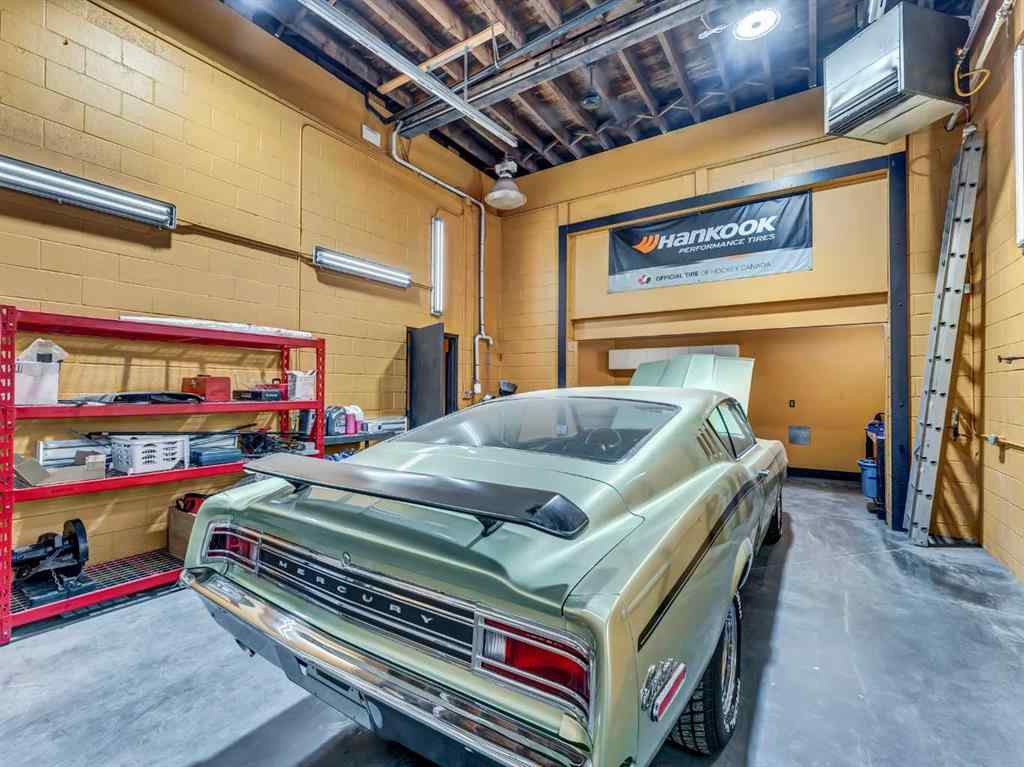 MLS® A2267632 - 674 17 Street SW in South West Industrial Medicine Hat, Commercial