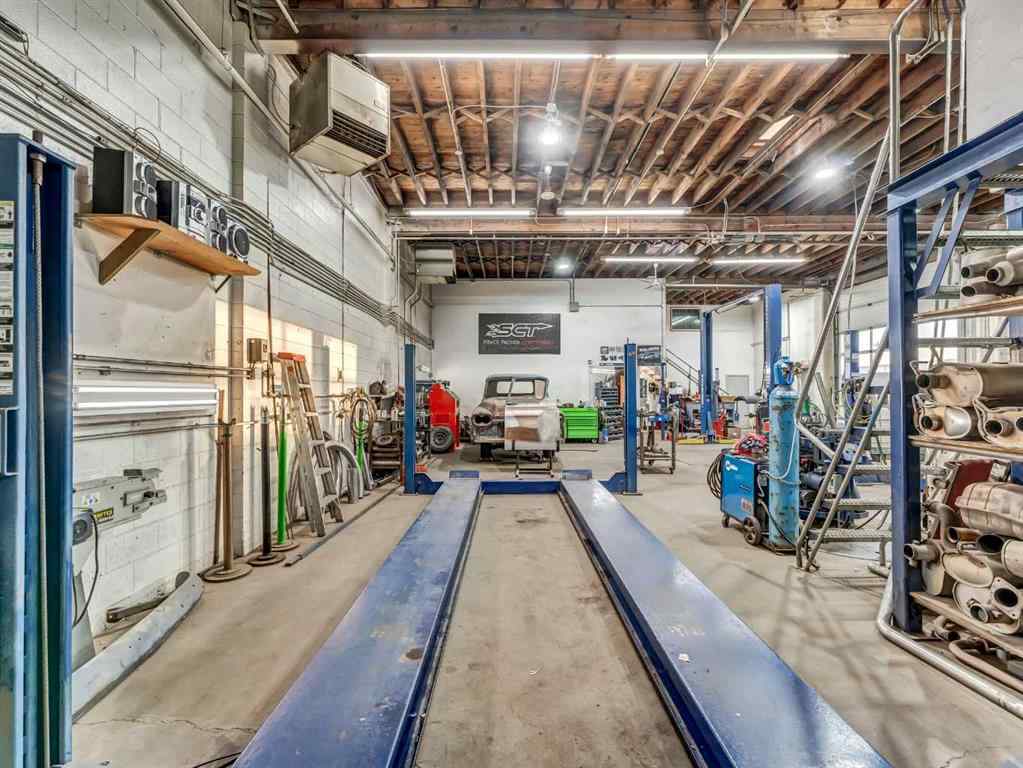 MLS® A2267632 - 674 17 Street SW in South West Industrial Medicine Hat, Commercial