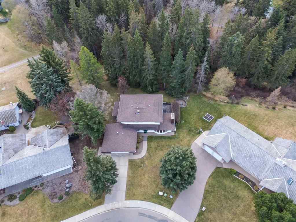 MLS® A2267634 - 10 Sunnyside Crescent  in Sunnybrook Red Deer, Residential