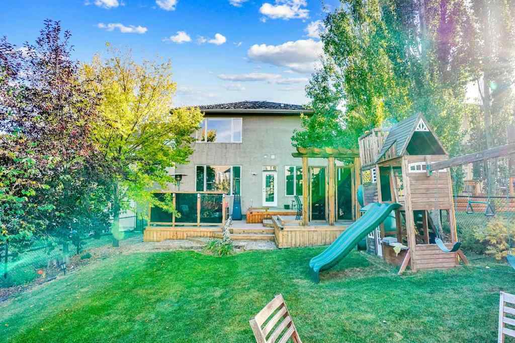 MLS® A2267637 - 70 Royal Ridge Manor NW in Royal Oak Calgary, Residential