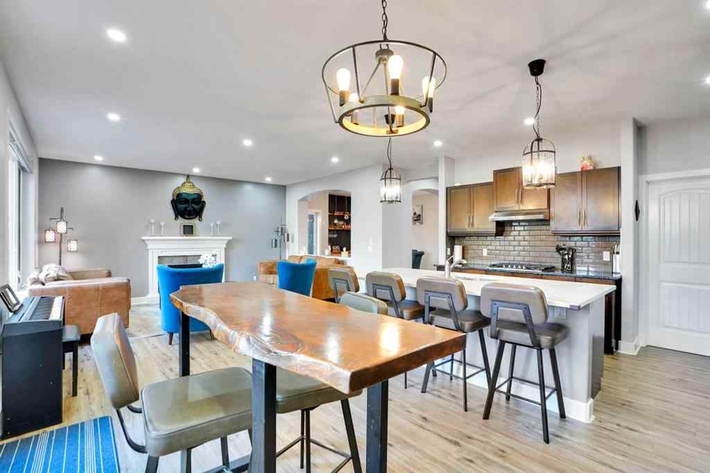 MLS® A2267637 - 70 Royal Ridge Manor NW in Royal Oak Calgary, Residential