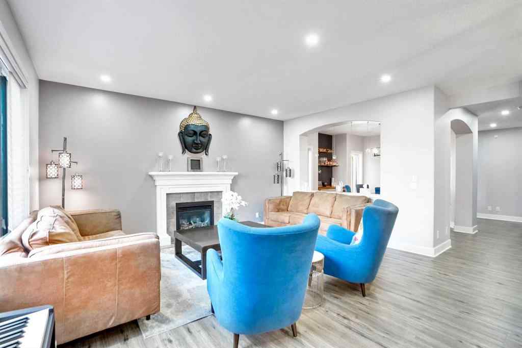 MLS® A2267637 - 70 Royal Ridge Manor NW in Royal Oak Calgary, Residential