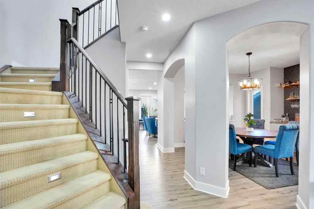 MLS® A2267637 - 70 Royal Ridge Manor NW in Royal Oak Calgary, Residential