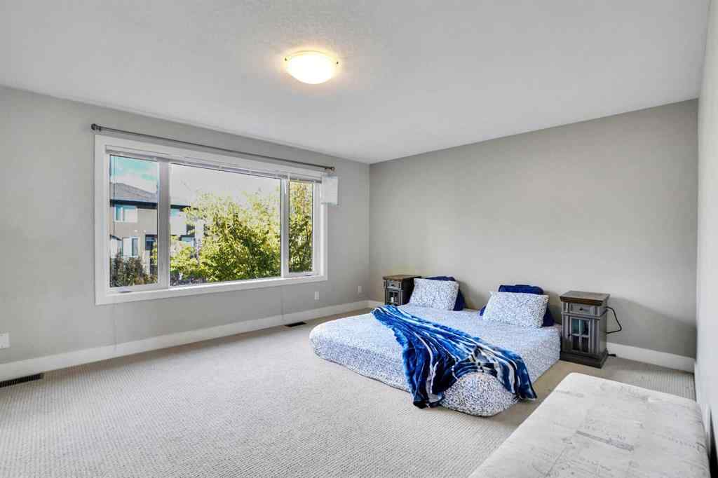 MLS® A2267637 - 70 Royal Ridge Manor NW in Royal Oak Calgary, Residential