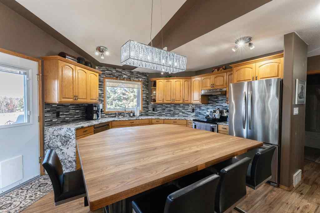 MLS® A2267638 - 14 Riviera Drive  in Regency Park Lacombe, Residential