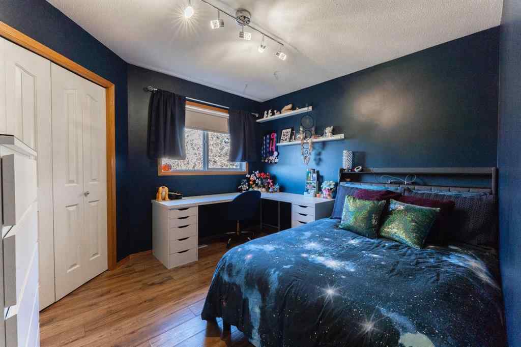 MLS® A2267638 - 14 Riviera Drive  in Regency Park Lacombe, Residential