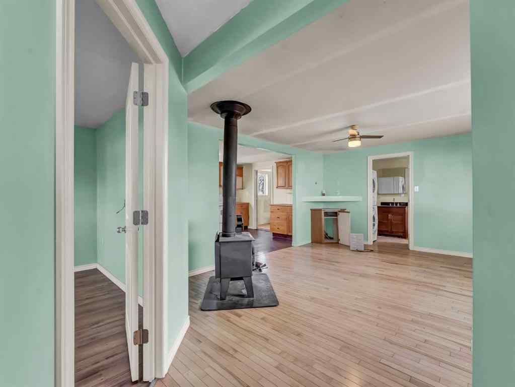 MLS® A2267640 - 17 2 Street W in NONE Schuler, Residential