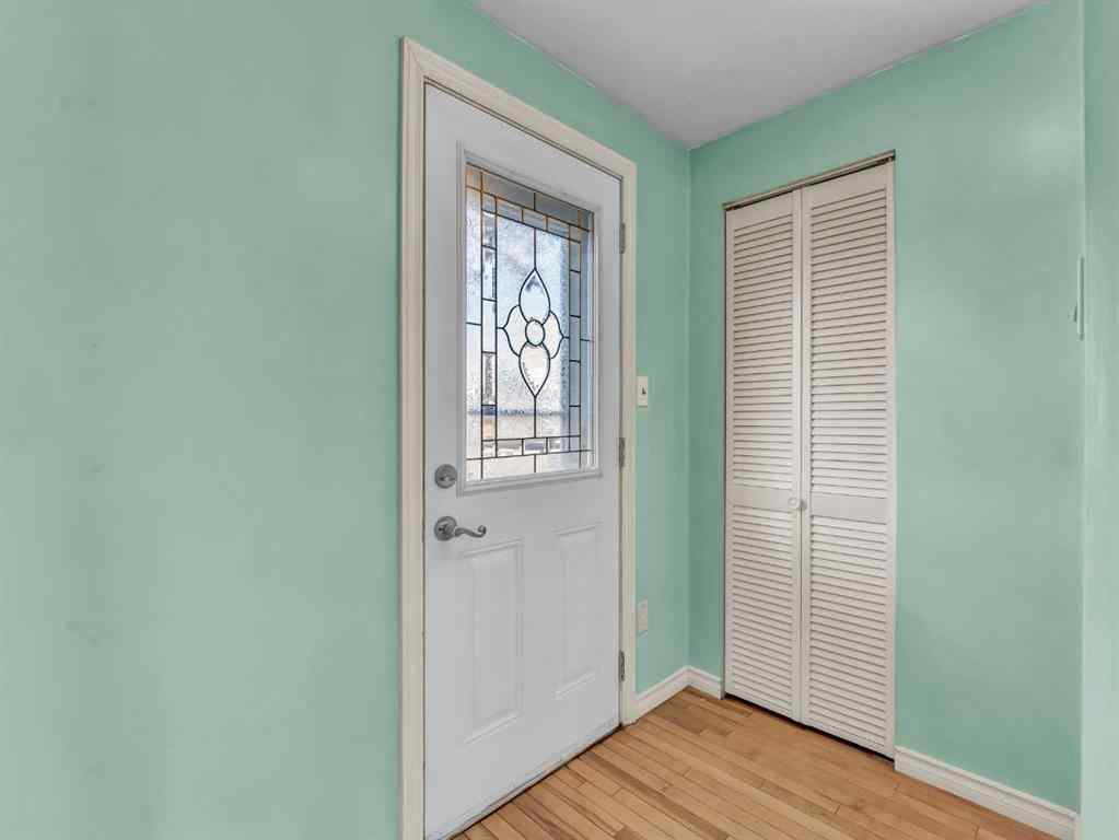 MLS® A2267640 - 17 2 Street W in NONE Schuler, Residential