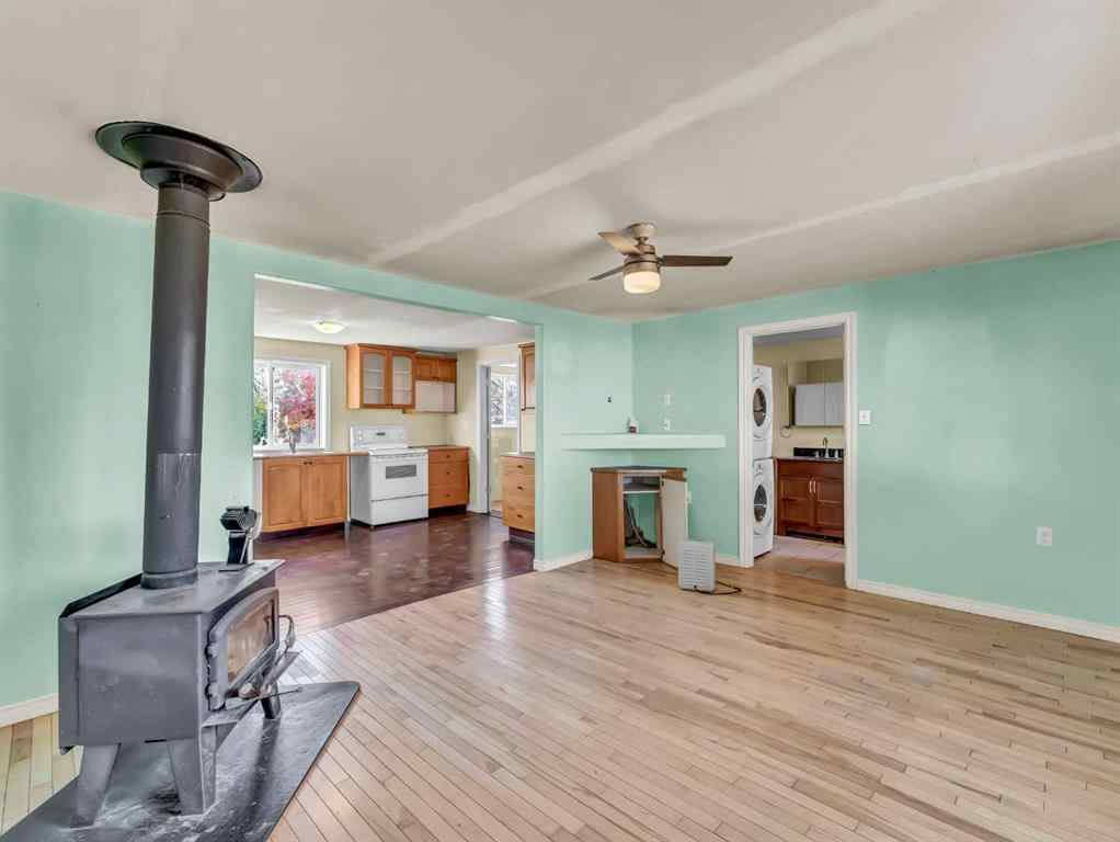 MLS® A2267640 - 17 2 Street W in NONE Schuler, Residential