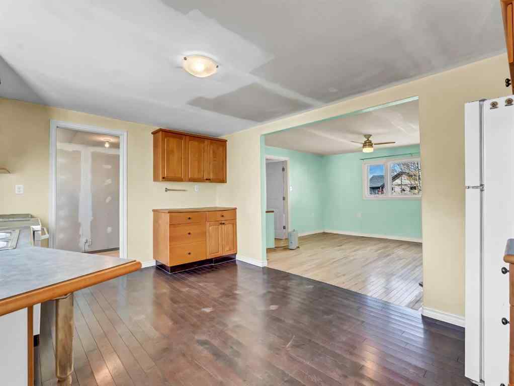 MLS® A2267640 - 17 2 Street W in NONE Schuler, Residential