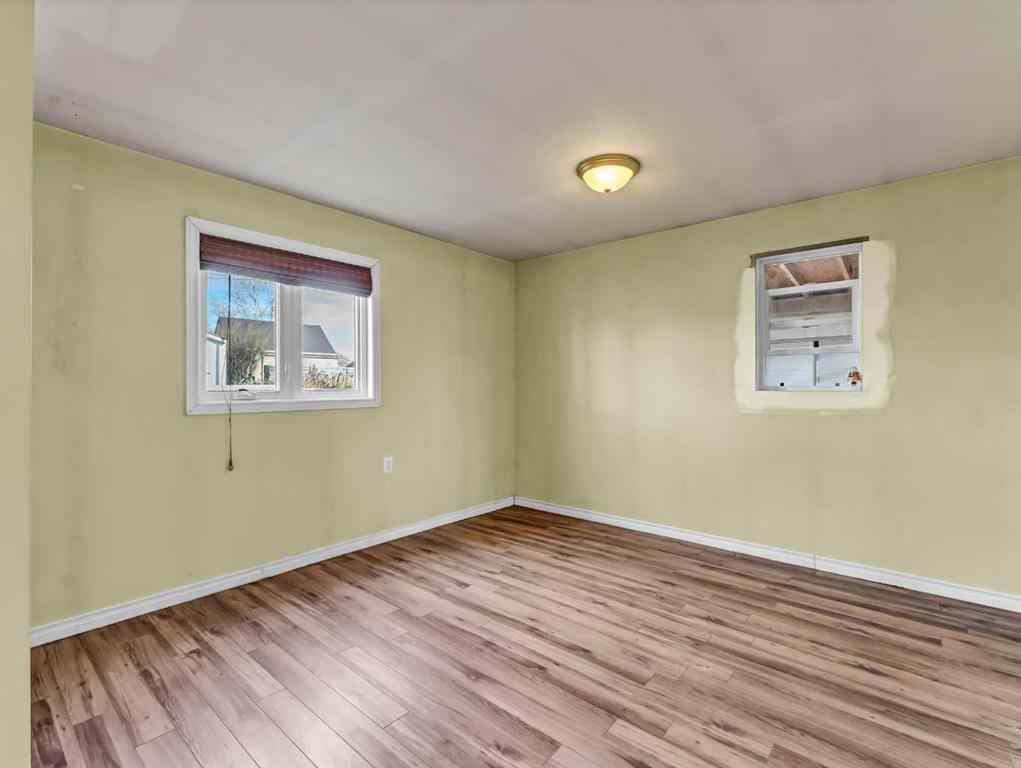 MLS® A2267640 - 17 2 Street W in NONE Schuler, Residential