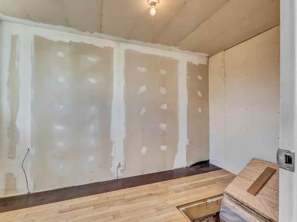 MLS® A2267640 - 17 2 Street W in NONE Schuler, Residential