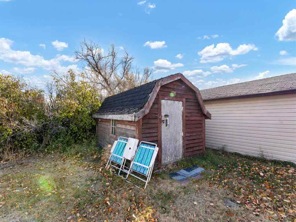 MLS® A2267640 - 17 2 Street W in NONE Schuler, Residential