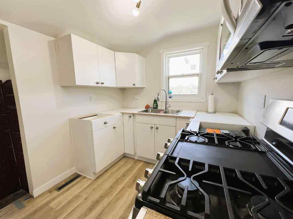 MLS® A2267644 - 409 Illingworth Avenue  in NONE Suffield, Residential