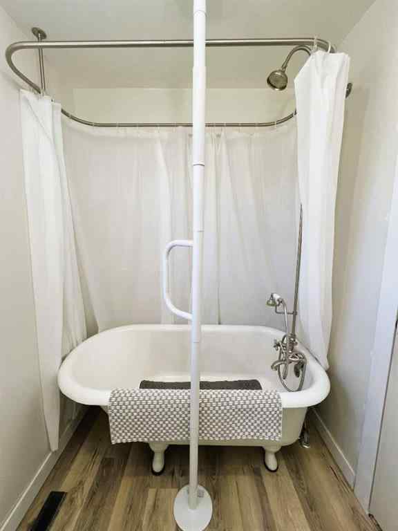 MLS® A2267644 - 409 Illingworth Avenue  in NONE Suffield, Residential