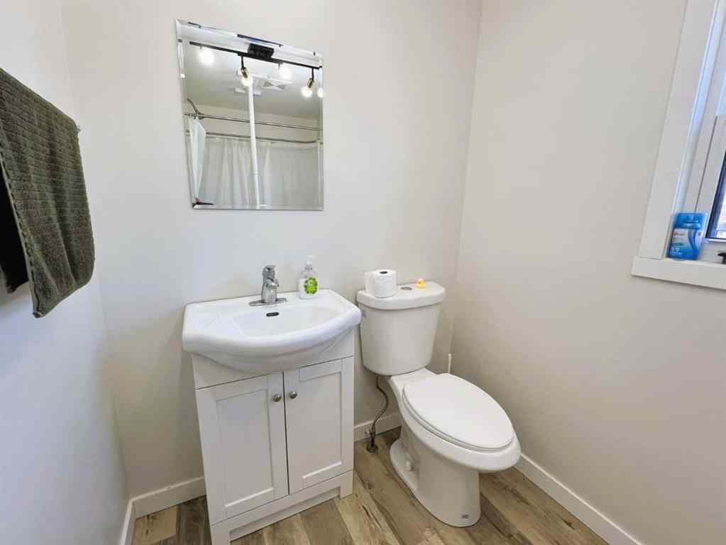 MLS® A2267644 - 409 Illingworth Avenue  in NONE Suffield, Residential