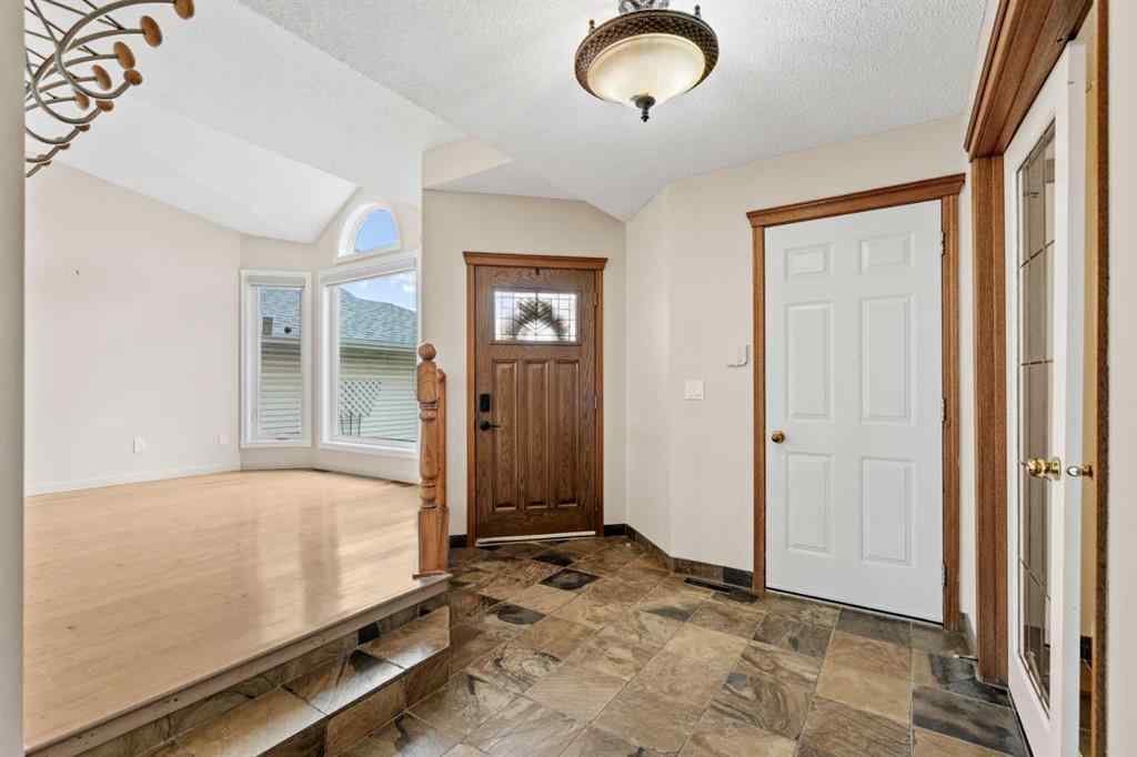 MLS® A2267646 - 667 Macewan Drive NW in MacEwan Glen Calgary, Residential