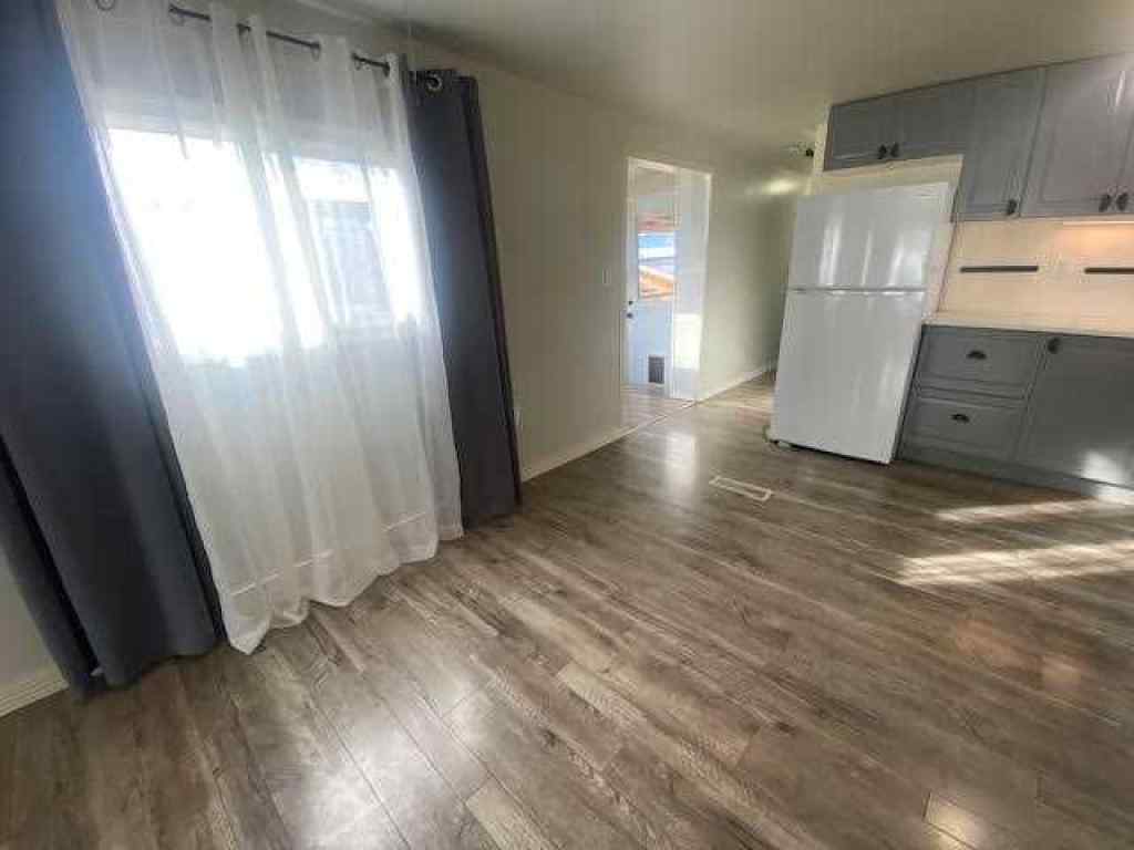 MLS® A2267649 - Unit #101 145 EAST RIVER Road  in Hardisty Hinton, Mobile