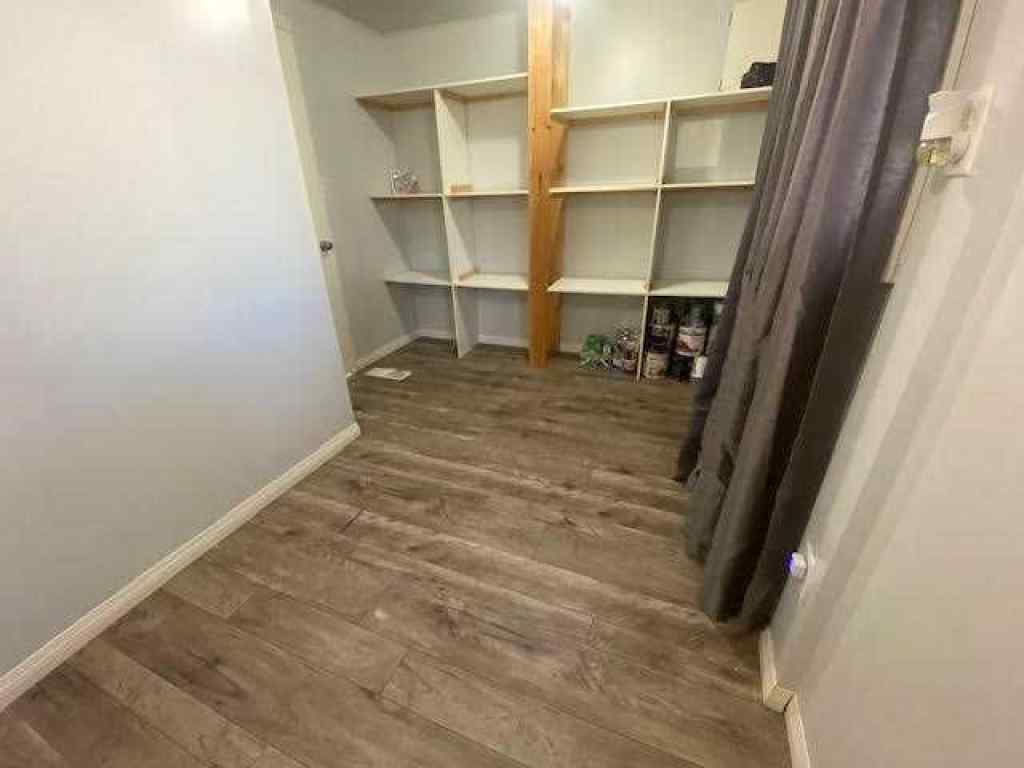 MLS® A2267649 - Unit #101 145 EAST RIVER Road  in Hardisty Hinton, Mobile