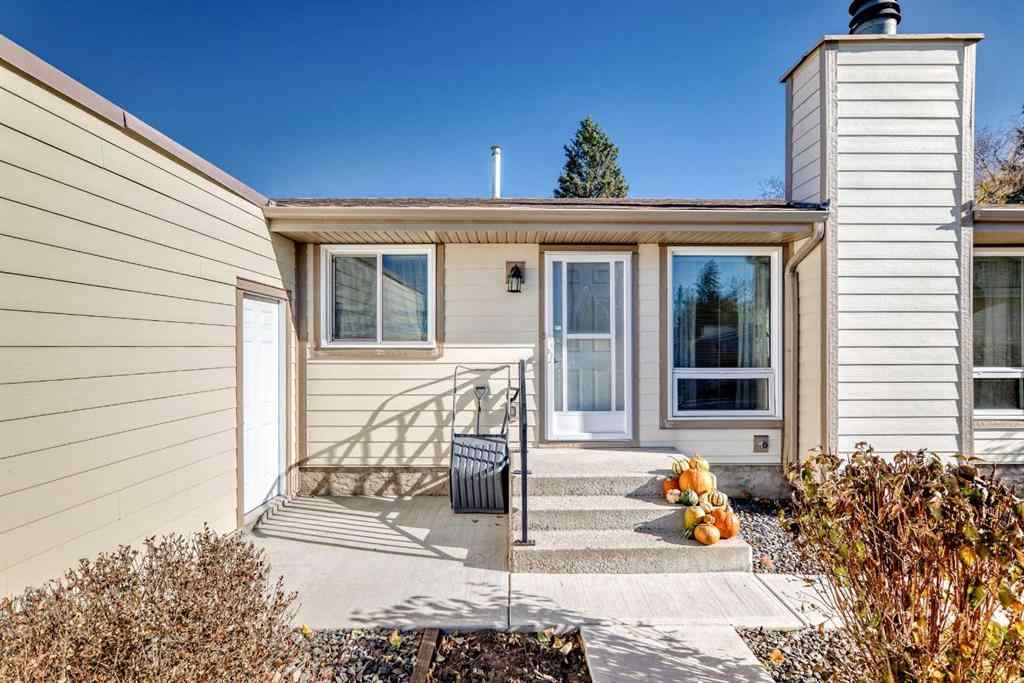 MLS® A2267650 - 9 Maple Place  in Maplewood Strathmore, Residential