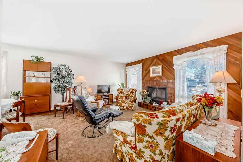 MLS® A2267650 - 9 Maple Place  in Maplewood Strathmore, Residential