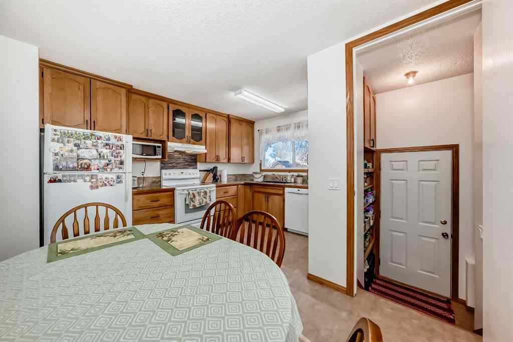 MLS® A2267650 - 9 Maple Place  in Maplewood Strathmore, Residential