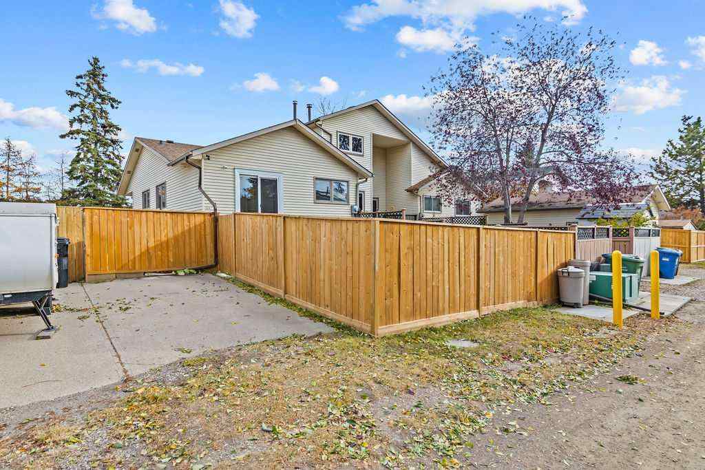 MLS® A2267651 - 111 Deerview Way SE in Deer Ridge Calgary, Residential