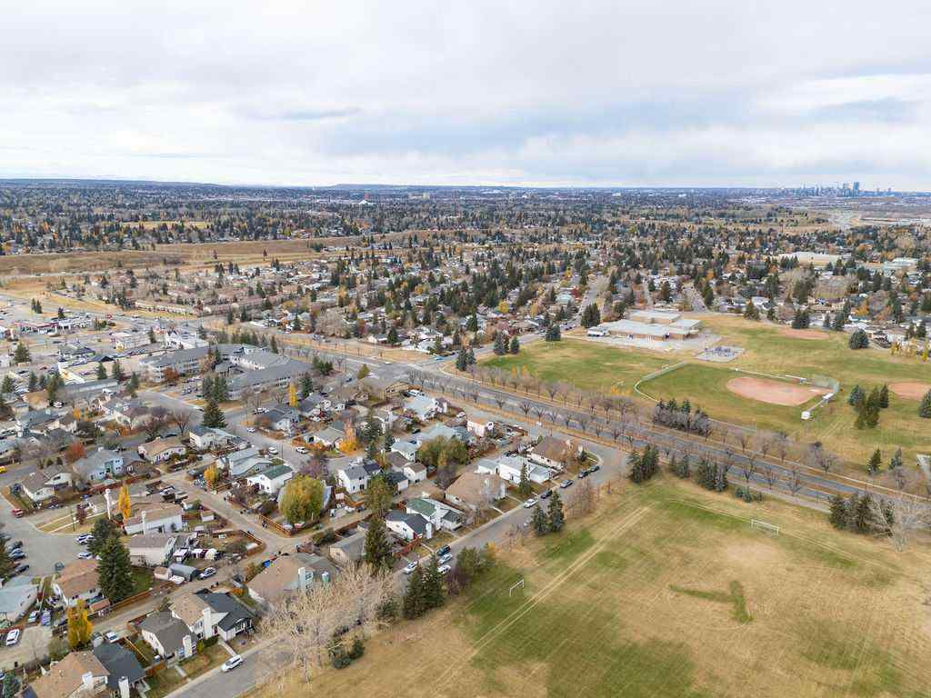 MLS® A2267651 - 111 Deerview Way SE in Deer Ridge Calgary, Residential