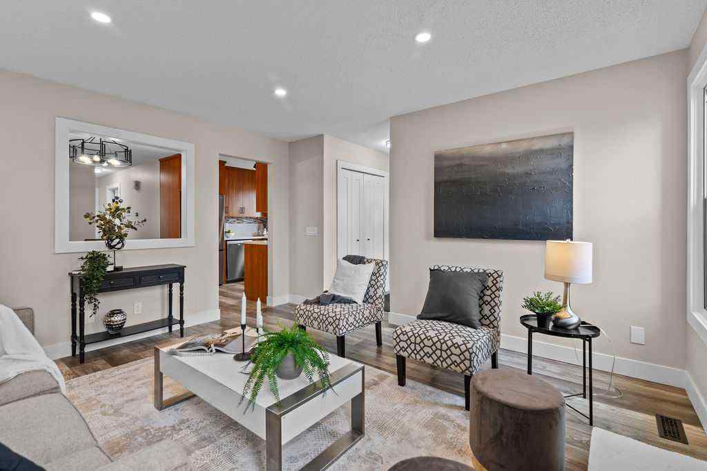 MLS® A2267651 - 111 Deerview Way SE in Deer Ridge Calgary, Residential