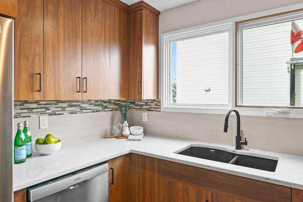 MLS® A2267651 - 111 Deerview Way SE in Deer Ridge Calgary, Residential