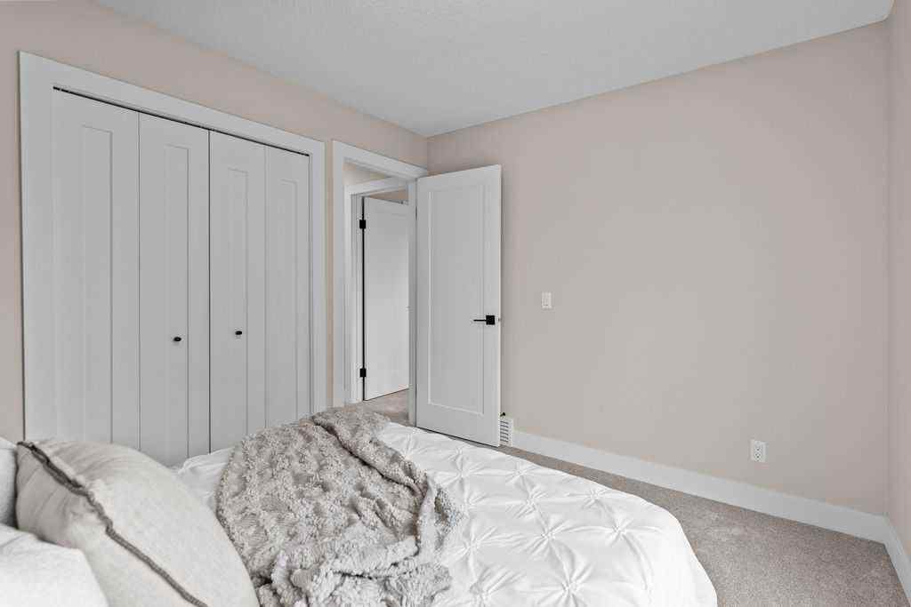 MLS® A2267651 - 111 Deerview Way SE in Deer Ridge Calgary, Residential