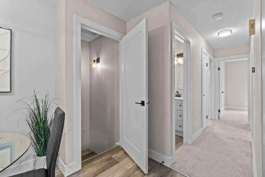 MLS® A2267651 - 111 Deerview Way SE in Deer Ridge Calgary, Residential