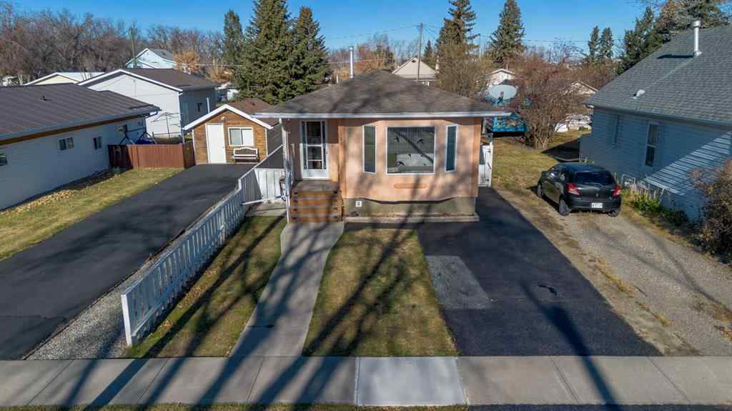 MLS® A2267655 - 130 45 Avenue W in NONE Claresholm, Residential