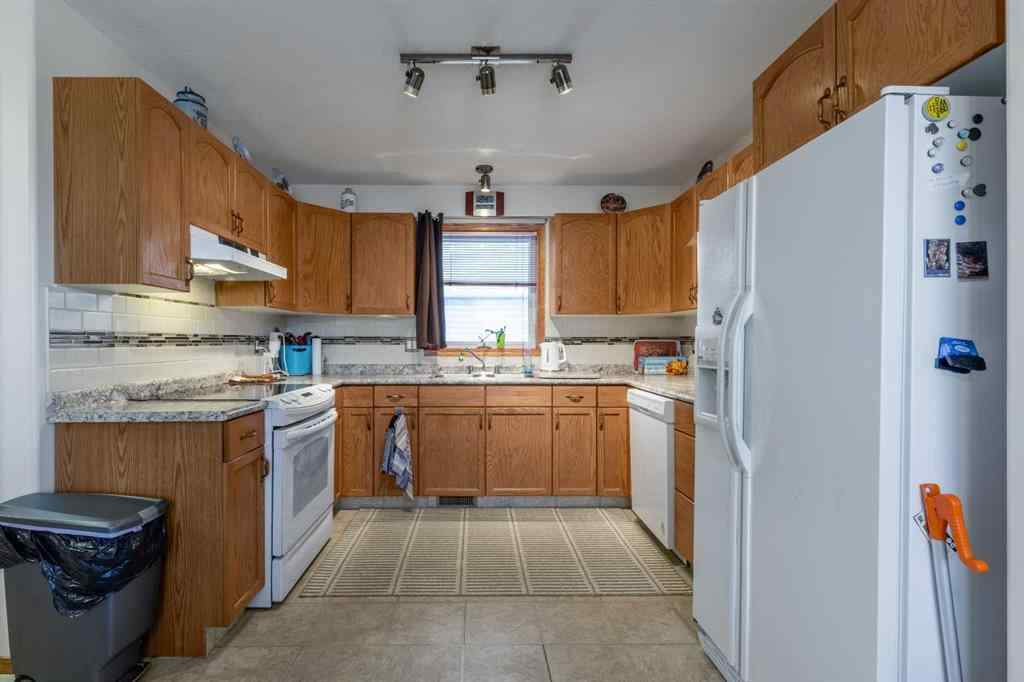 MLS® A2267655 - 130 45 Avenue W in NONE Claresholm, Residential