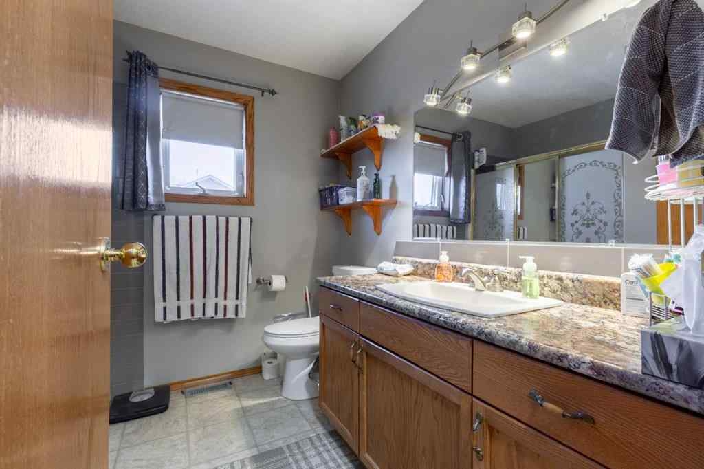 MLS® A2267655 - 130 45 Avenue W in NONE Claresholm, Residential