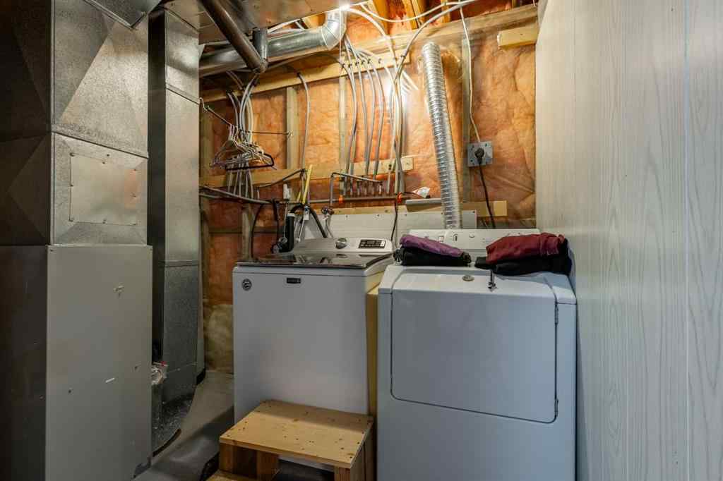 MLS® A2267655 - 130 45 Avenue W in NONE Claresholm, Residential