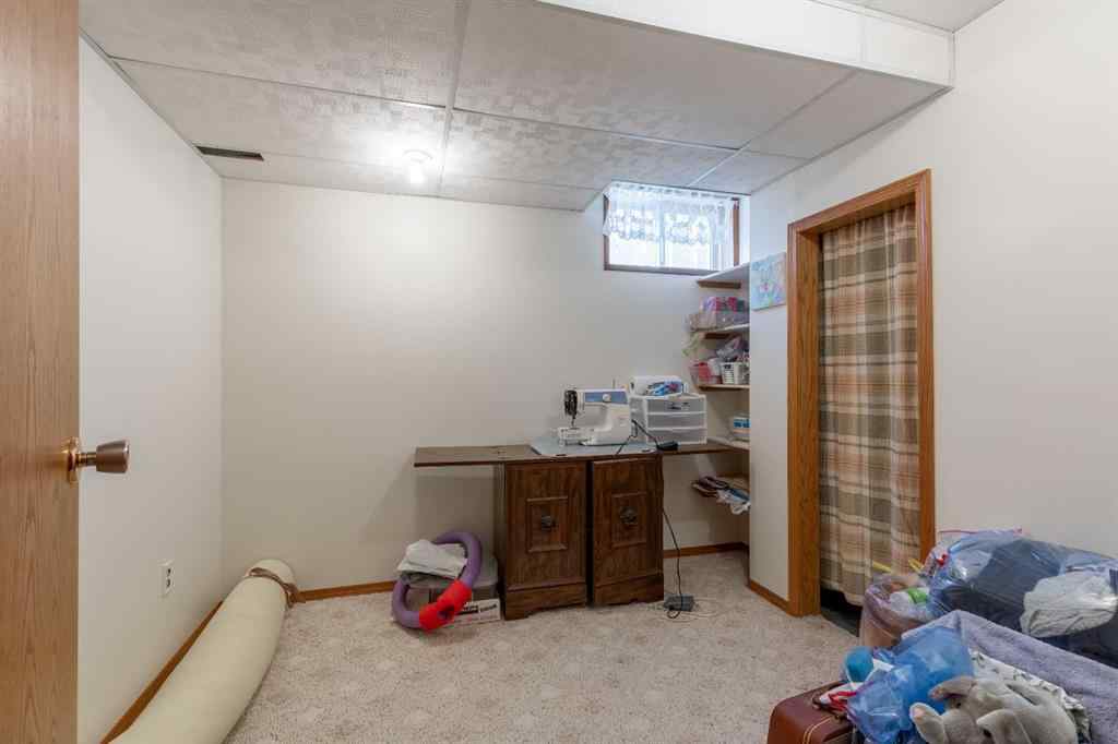 MLS® A2267655 - 130 45 Avenue W in NONE Claresholm, Residential