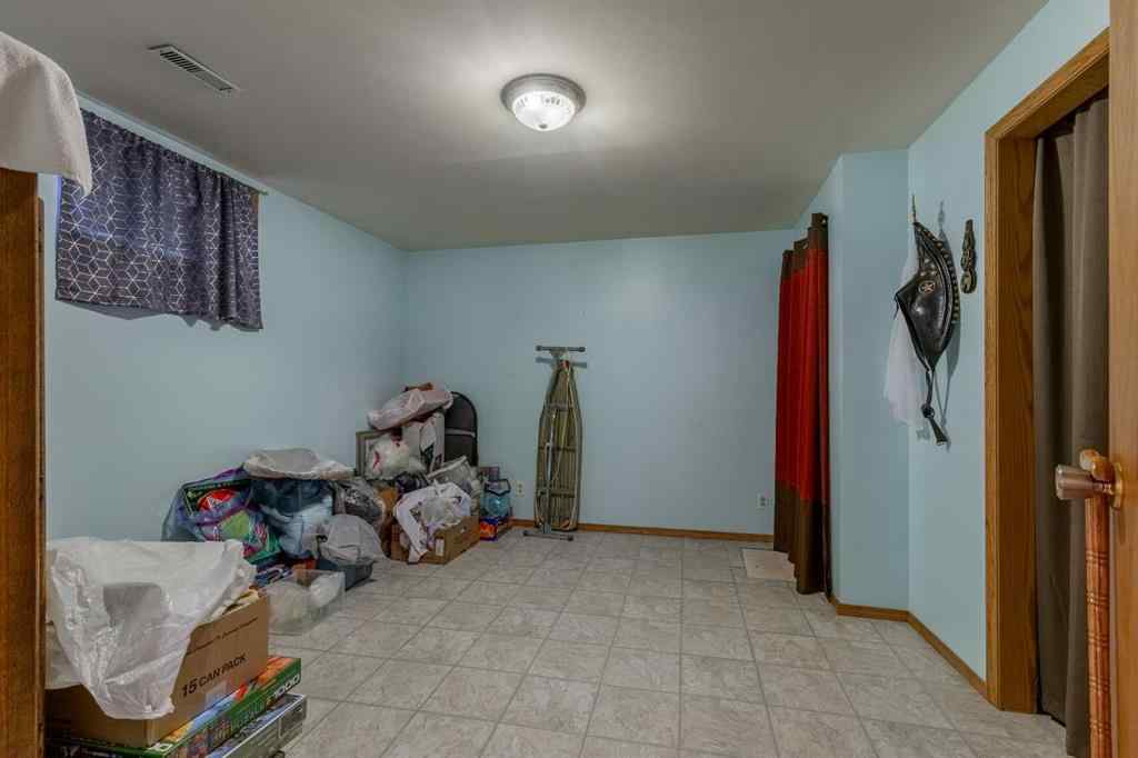 MLS® A2267655 - 130 45 Avenue W in NONE Claresholm, Residential