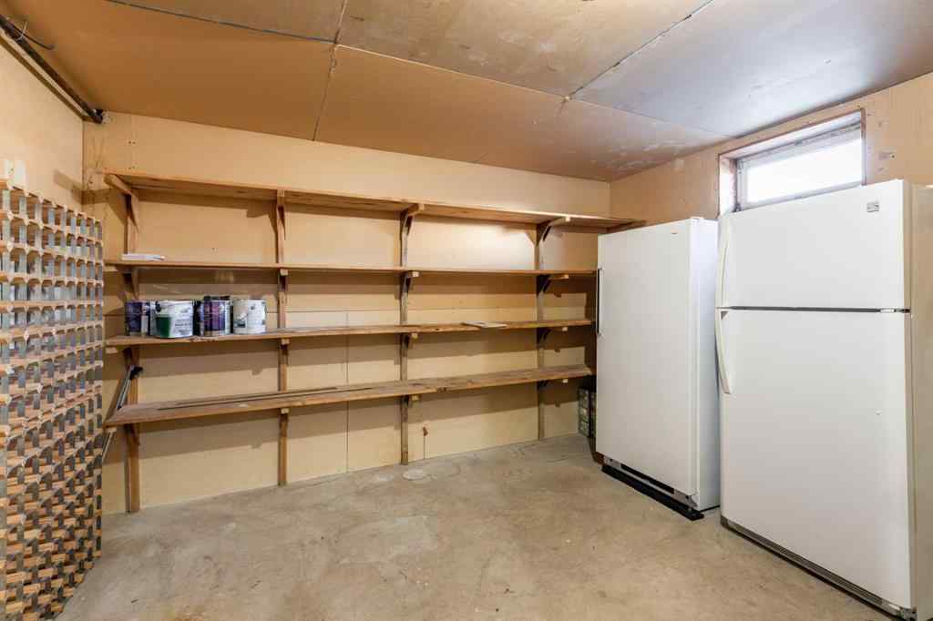 MLS® A2267656 - 8 Ross Glen Green SE in Ross Glen Medicine Hat, Residential