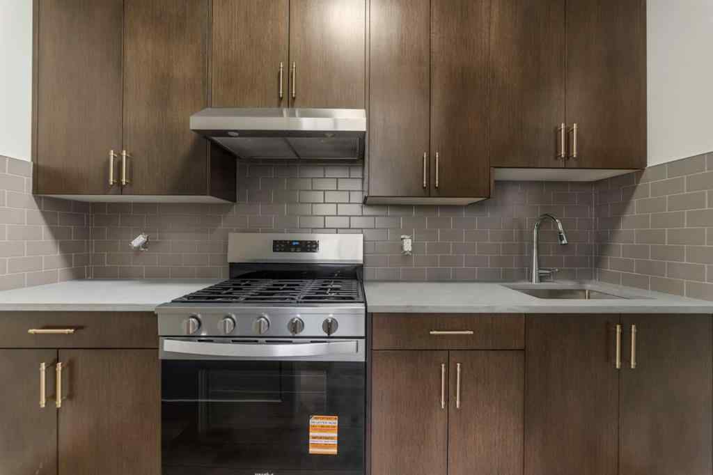 MLS® A2267659 - 292 Savanna Drive NE in Saddle Ridge Calgary, Residential