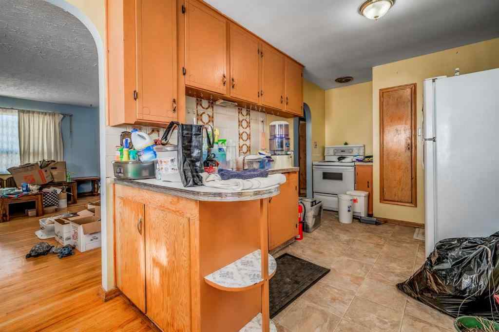 MLS® A2267660 - 3452 37 Street SW in Killarney/Glengarry Calgary, Residential