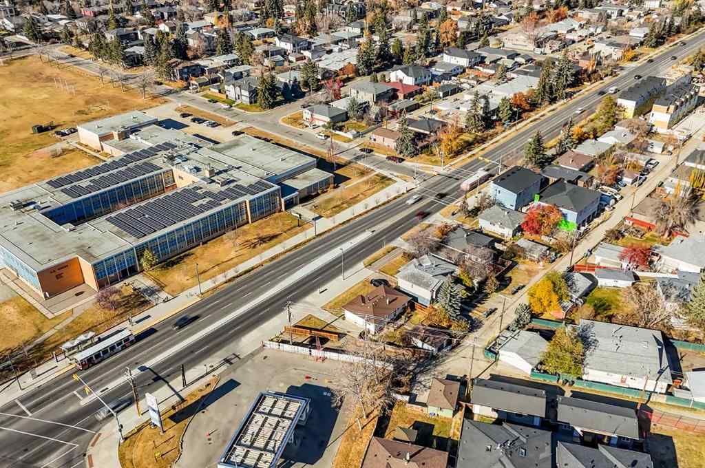 MLS® A2267660 - 3452 37 Street SW in Killarney/Glengarry Calgary, Residential