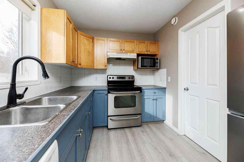 MLS® A2267661 - 74 Elana Crescent  in Elizabeth Park Lacombe, Residential