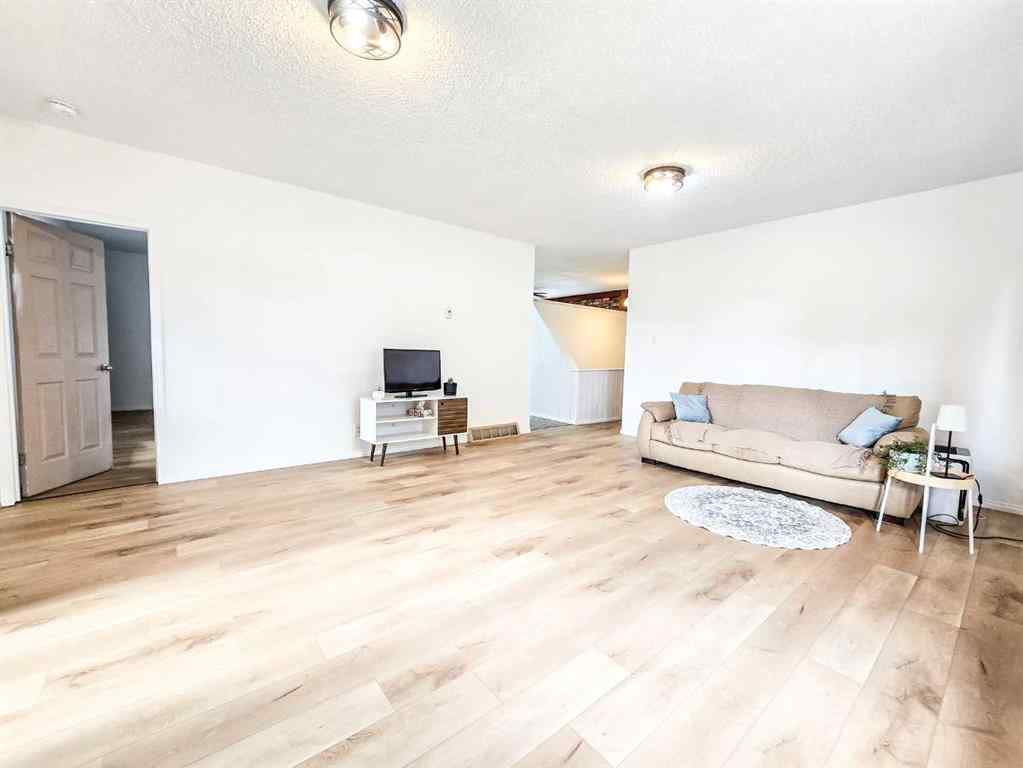 MLS® A2267662 - 7709 & 7707 23 Avenue  in NONE Coleman, Residential